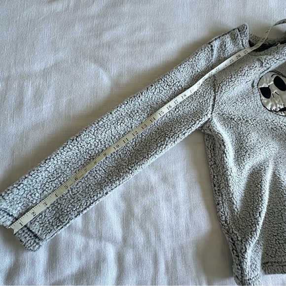Nightmare Before Christmas Sweater Womens M 8-10 Jack Skellington Fleece Top - Picture 2 of 8